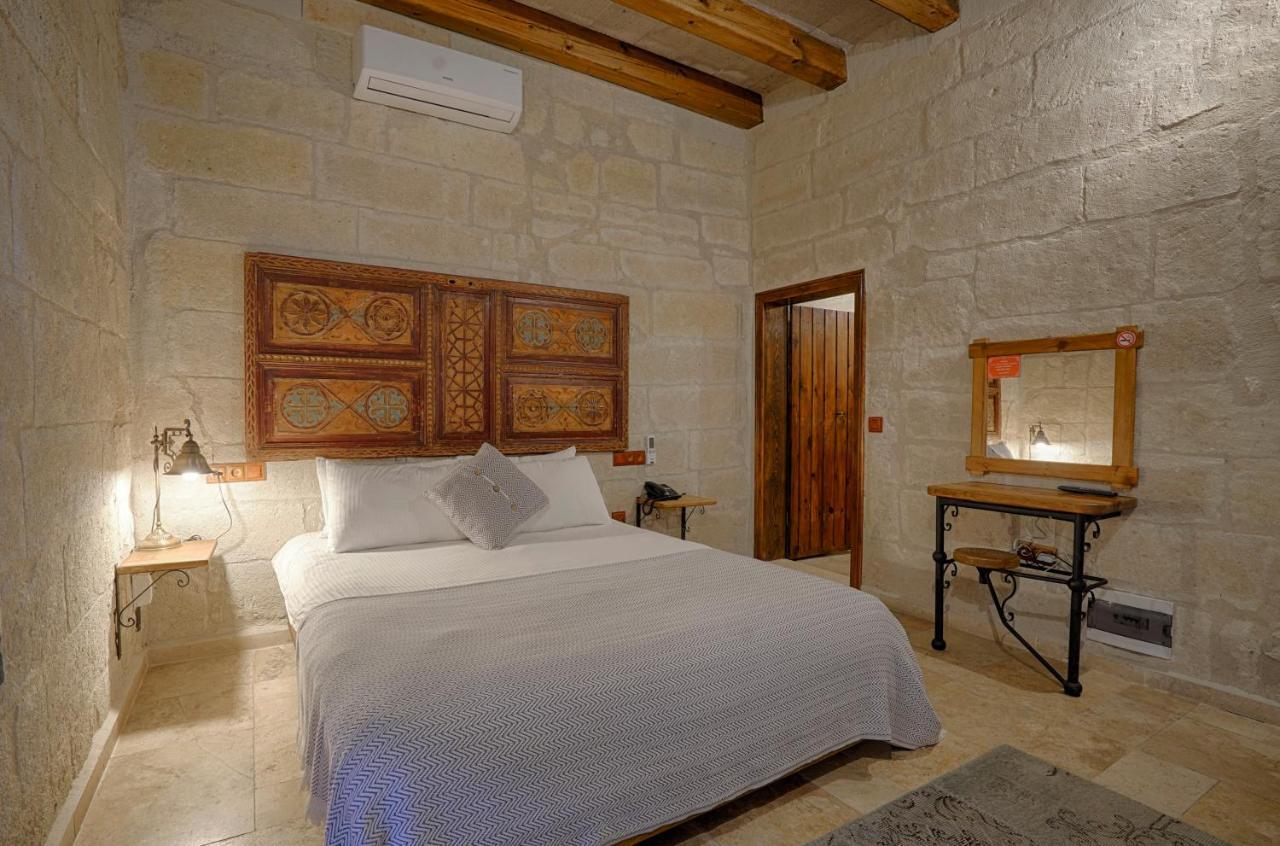 Henna Hotel-adults Only 2*