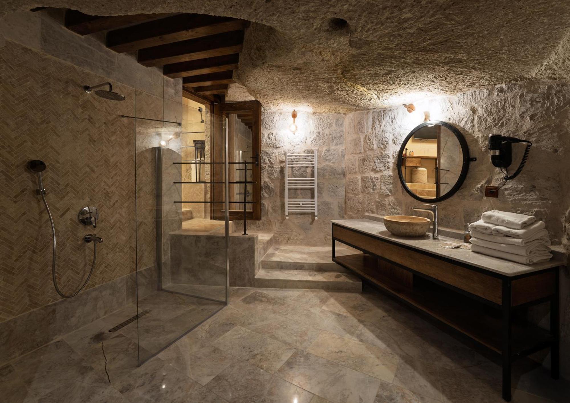 Henna Hotel-adults Only 2*